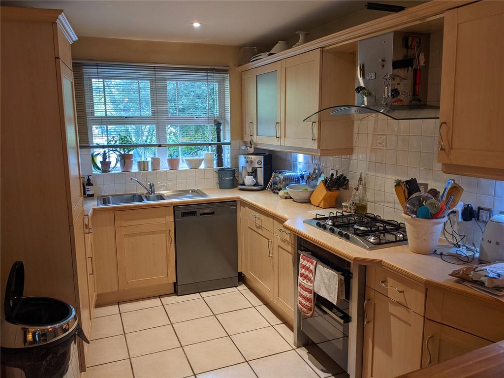 Property photo 3 of 5 Picture No. 06