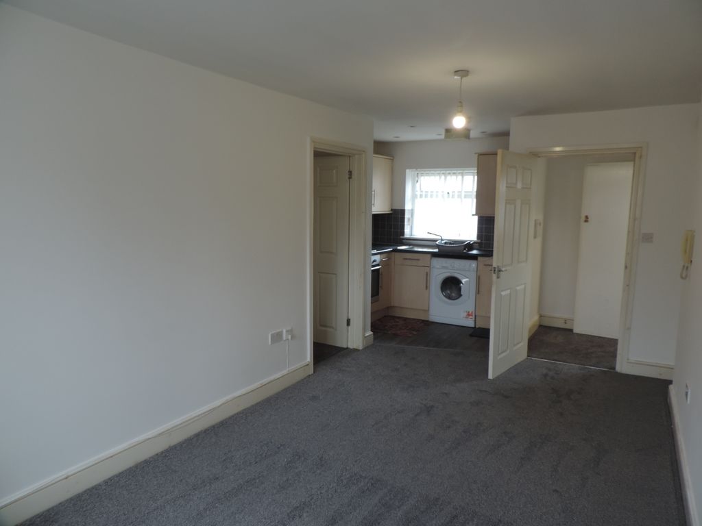 Property photo 2 of 12