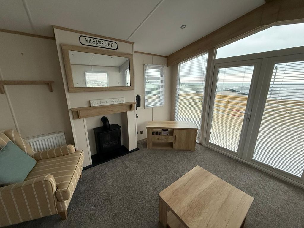 Property photo 3 of 24