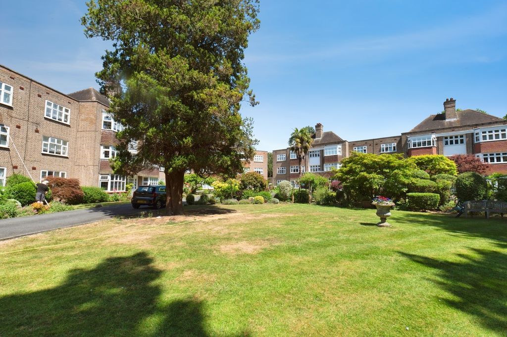 Property photo 3 of 15 Pbox-Img.Jpg