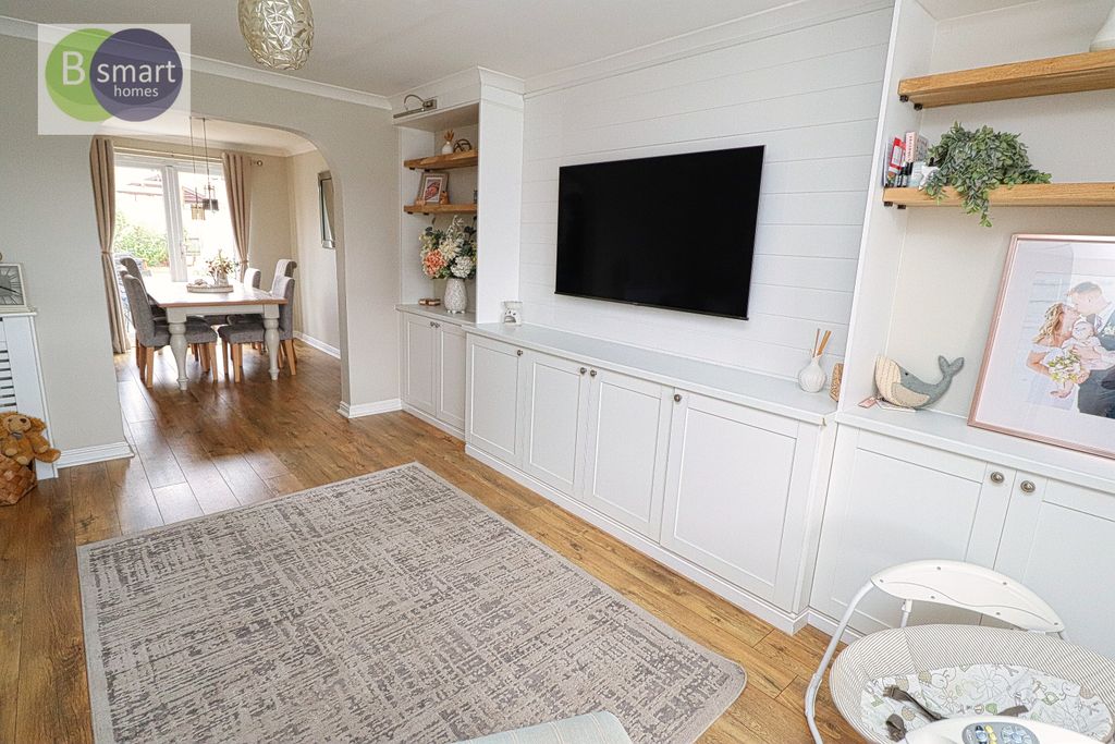 Property photo 3 of 18 Img_0264