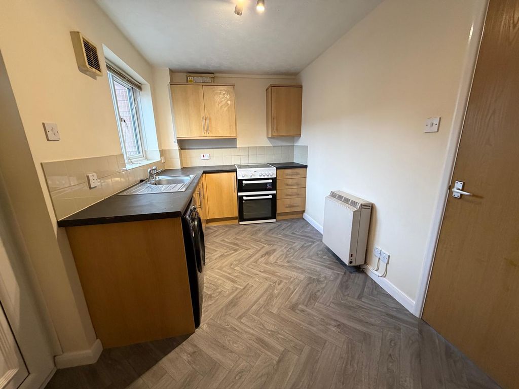 Property photo 2 of 2