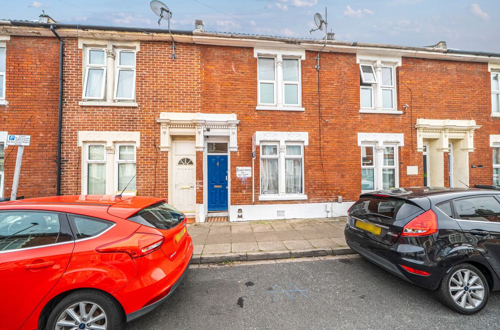 Property photo 1 of 13 1527338-23-6Aba78...