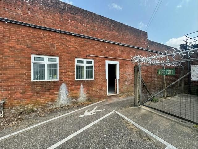 Property photo 2 of 4 Image 2