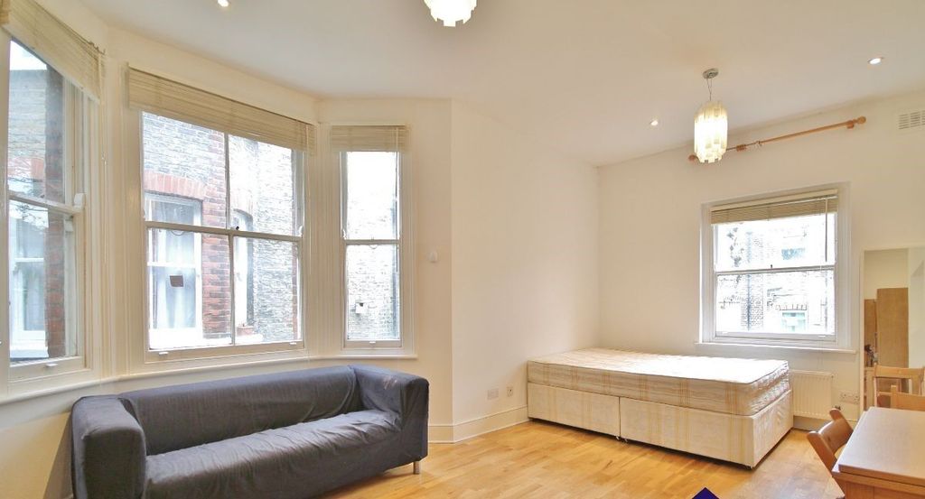 Property photo 2 of 12