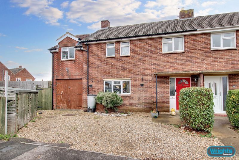 Property photo 1 of 19 Photo 16