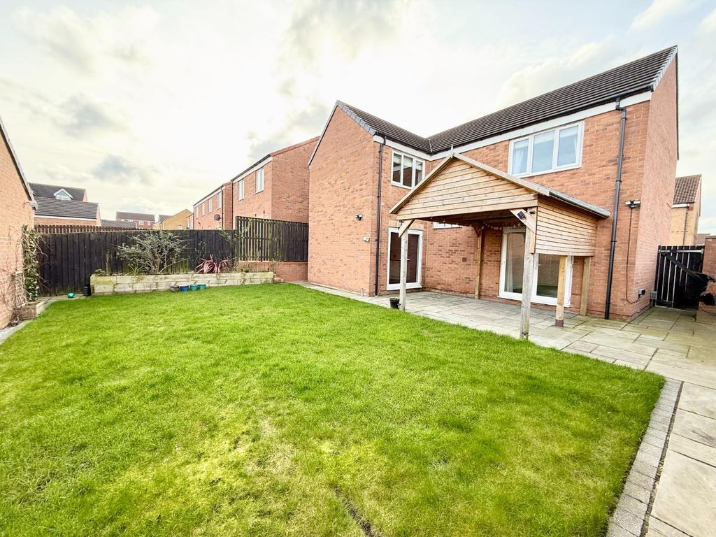 Property photo 2 of 22 Rear