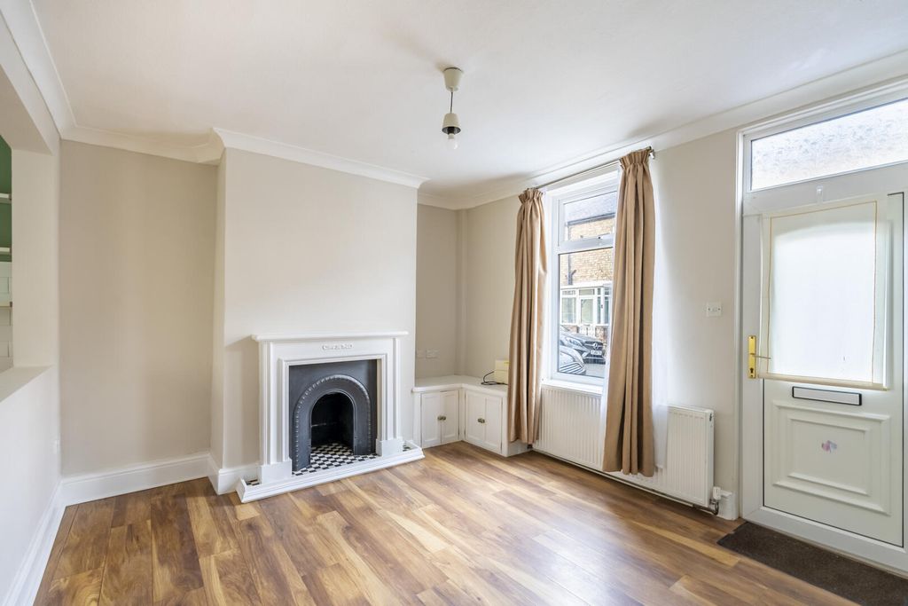 Property photo 3 of 15 Living Room