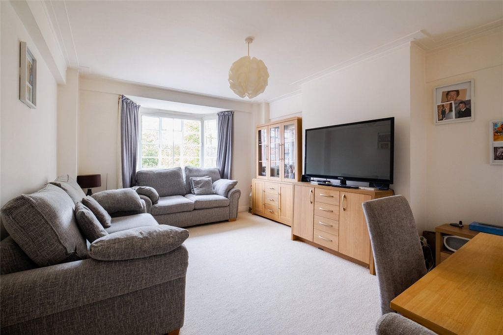 Property photo 1 of 6 Picture No. 09