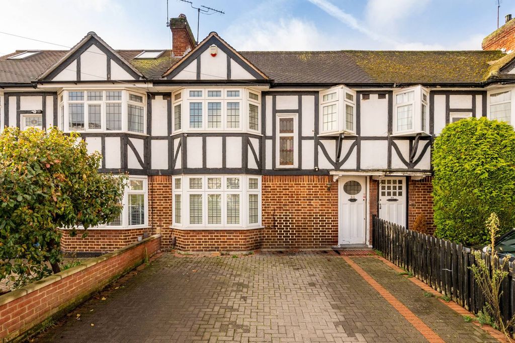 Property photo 2 of 9