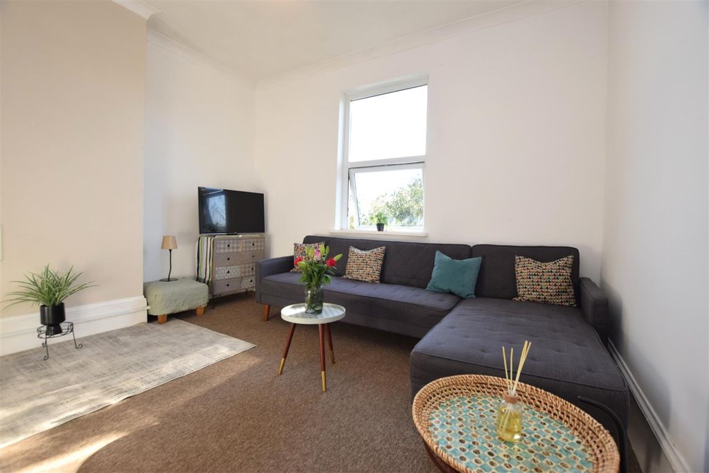 Property photo 2 of 8 Dsc_0435.Jpg