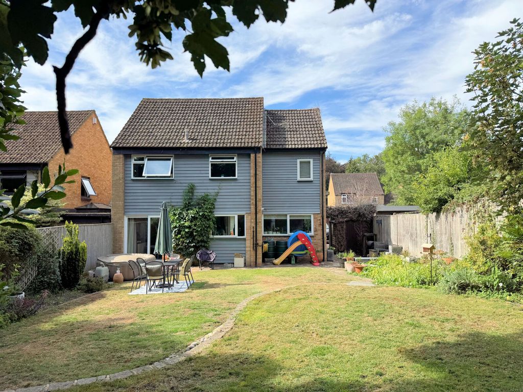 Property photo 2 of 13 Picture No. 33