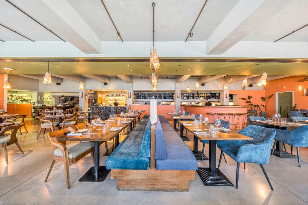 Property photo 2 of 9 1336729-3-68B02F79A2581-Arw-1.Jpg