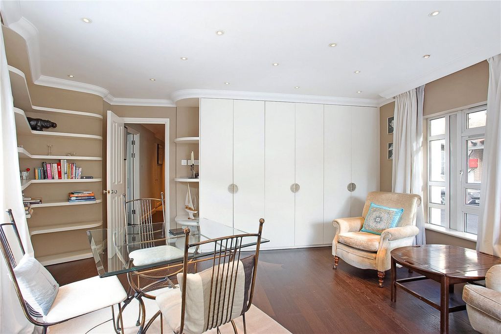 Property photo 3 of 7 Reception Room