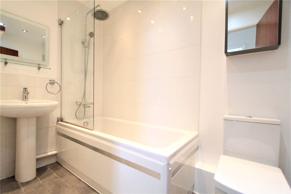 Property photo 3 of 7 Picture No. 08