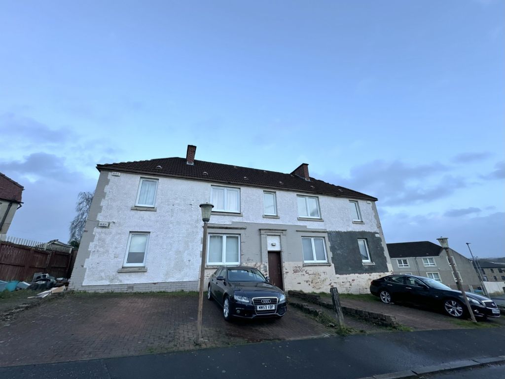 Property photo 1 of 2