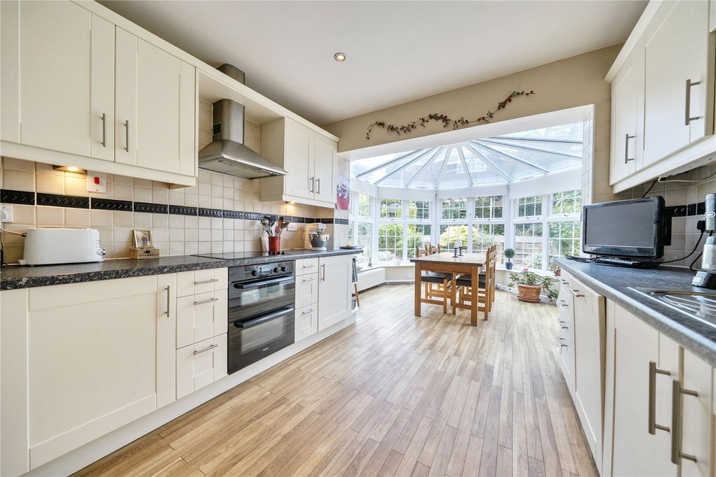 Property photo 2 of 15 Picture No. 07