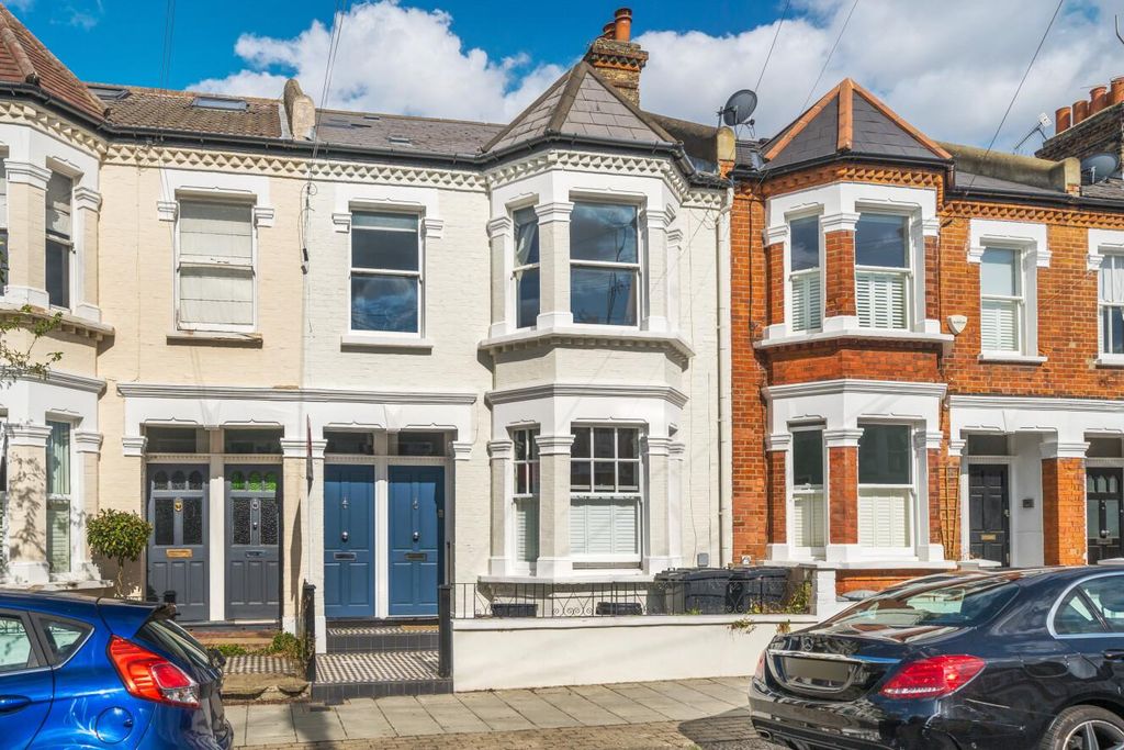 Property photo 3 of 11 Picture 3