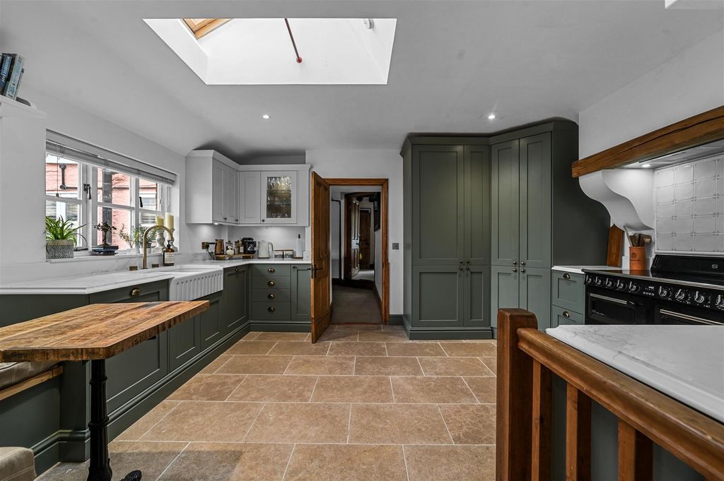 Property photo 2 of 32 Kitchen