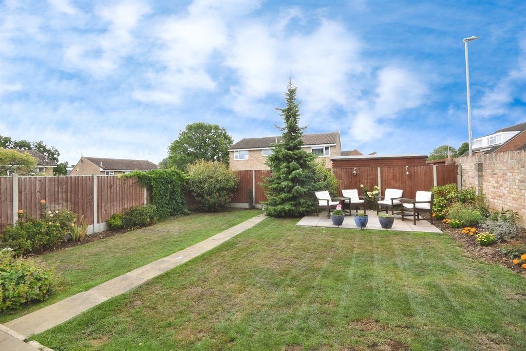 Property photo 3 of 17
