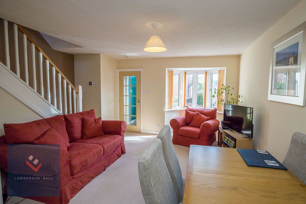 Property photo 2 of 17 Living Room