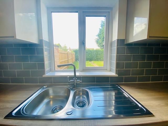 Property photo 3 of 16 Kitchen