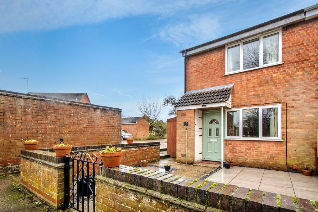 Property photo 1 of 10 3876961