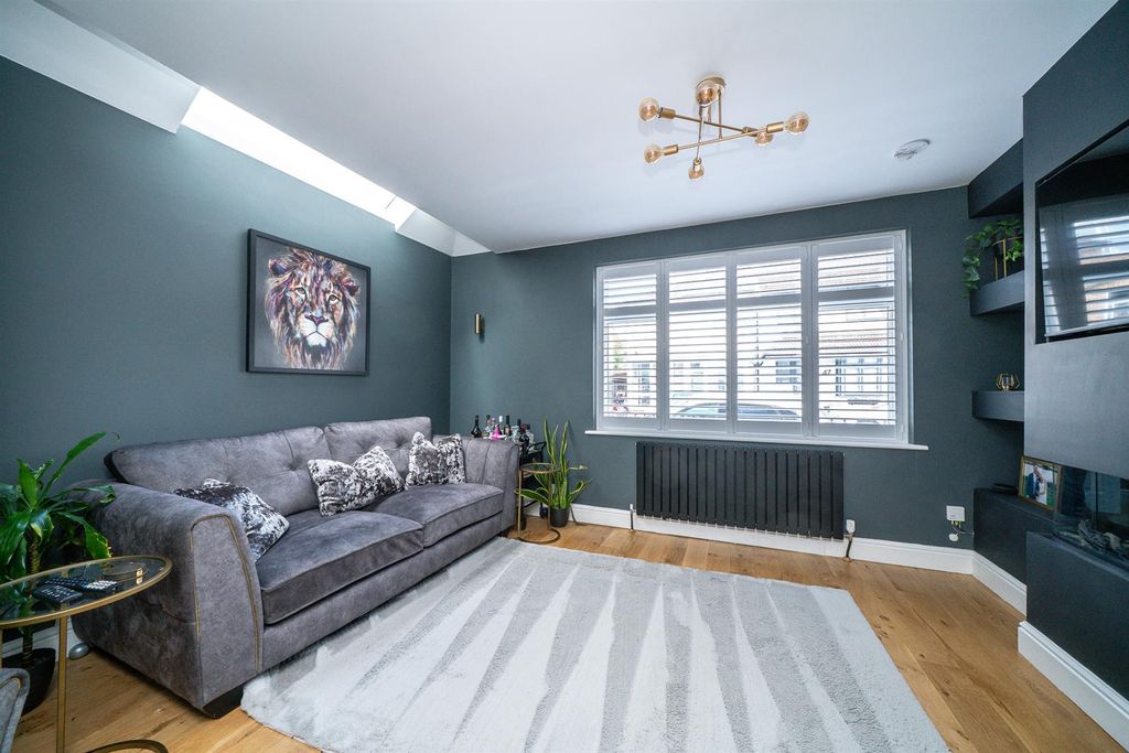 Property photo 2 of 26 48A-Castle-Road-1016.Jpg
