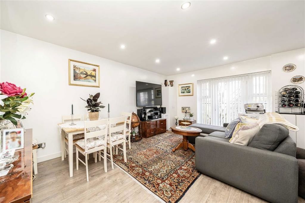 Property photo 2 of 4