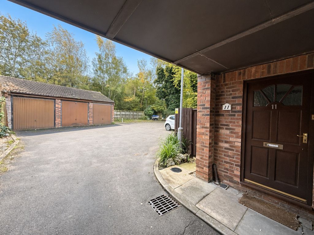 Property photo 2 of 11