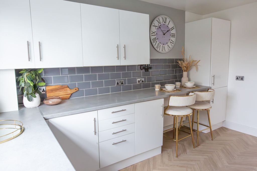 Property photo 3 of 14