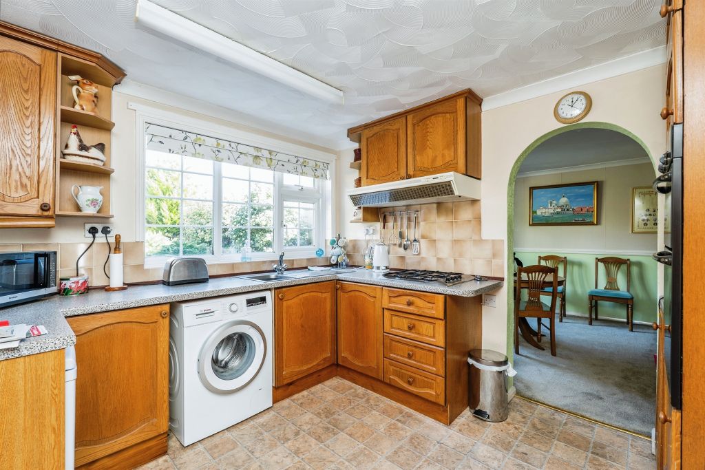 Property photo 2 of 13