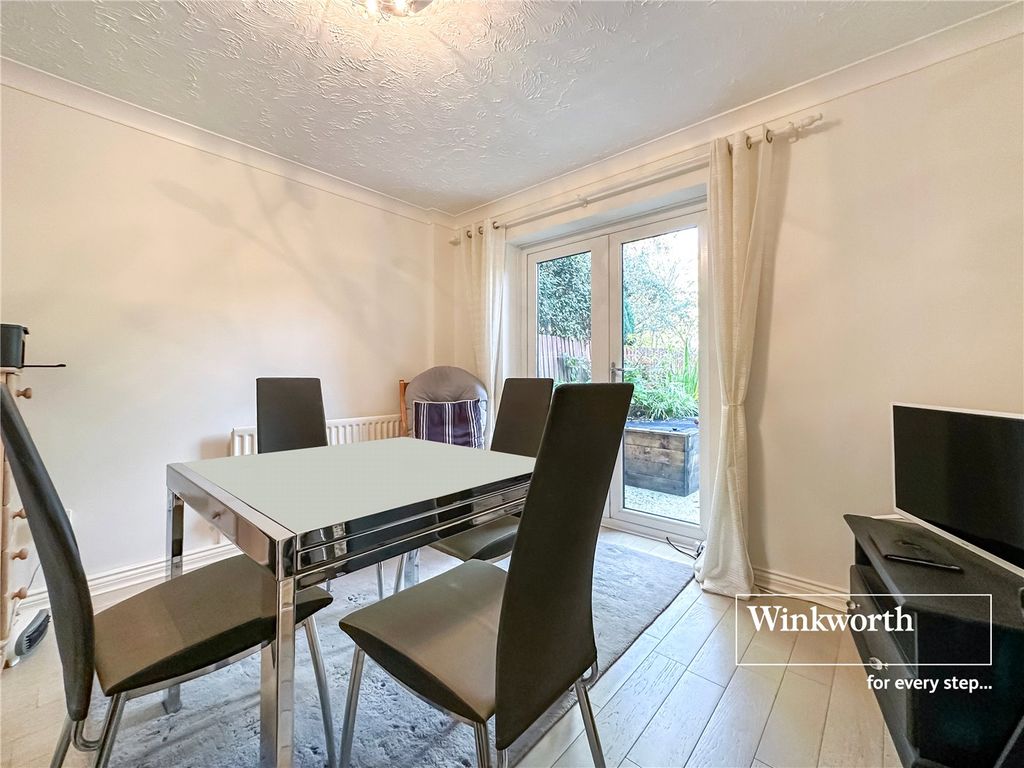 Property photo 3 of 17 Picture No. 20