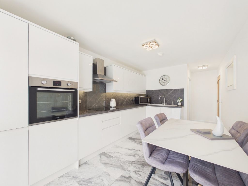 Property photo 3 of 25 5218045