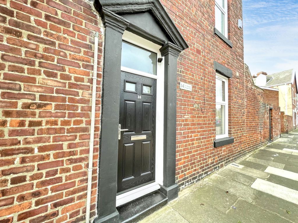 Property photo 3 of 14