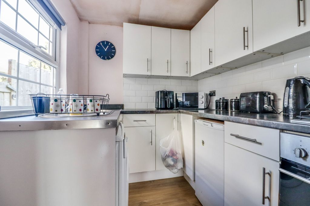 Property photo 3 of 12 Picture No. 08