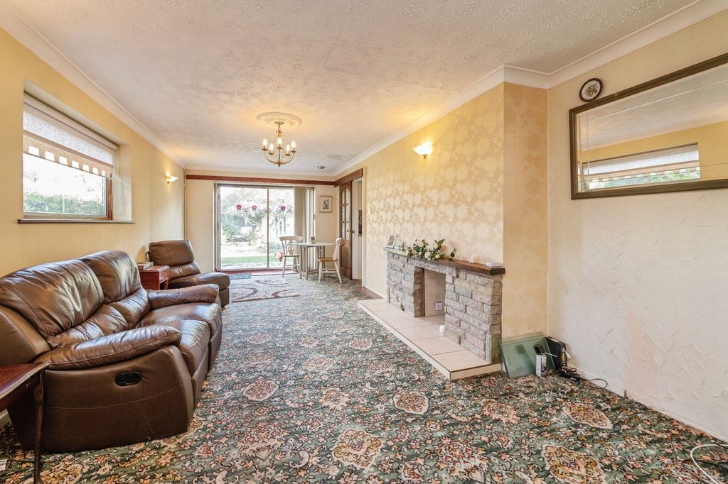 Property photo 2 of 18 Pbox-Img.Jpg