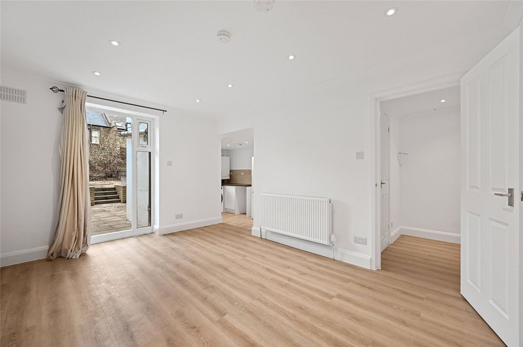 Property photo 1 of 9 Picture No. 28
