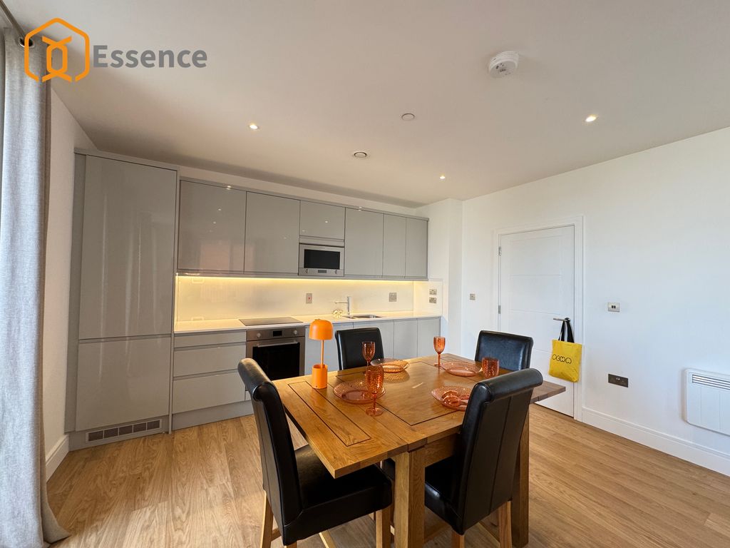 Property photo 3 of 13 Img_1640