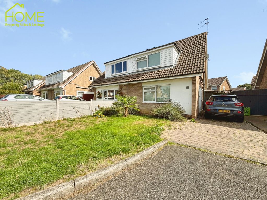 Property photo 1 of 17 Emberton15