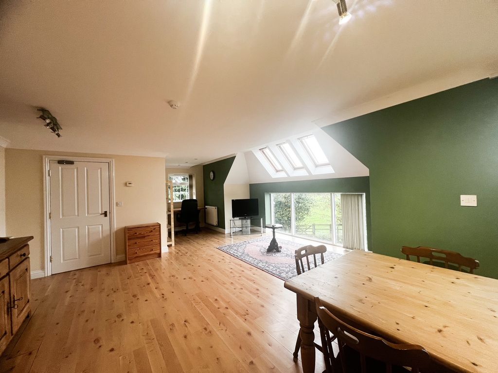 Property photo 2 of 8 Living Room