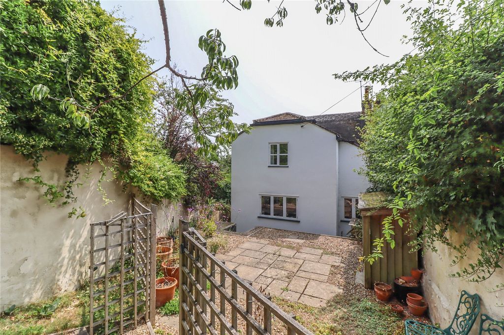 Property photo 3 of 26 Picture No. 44