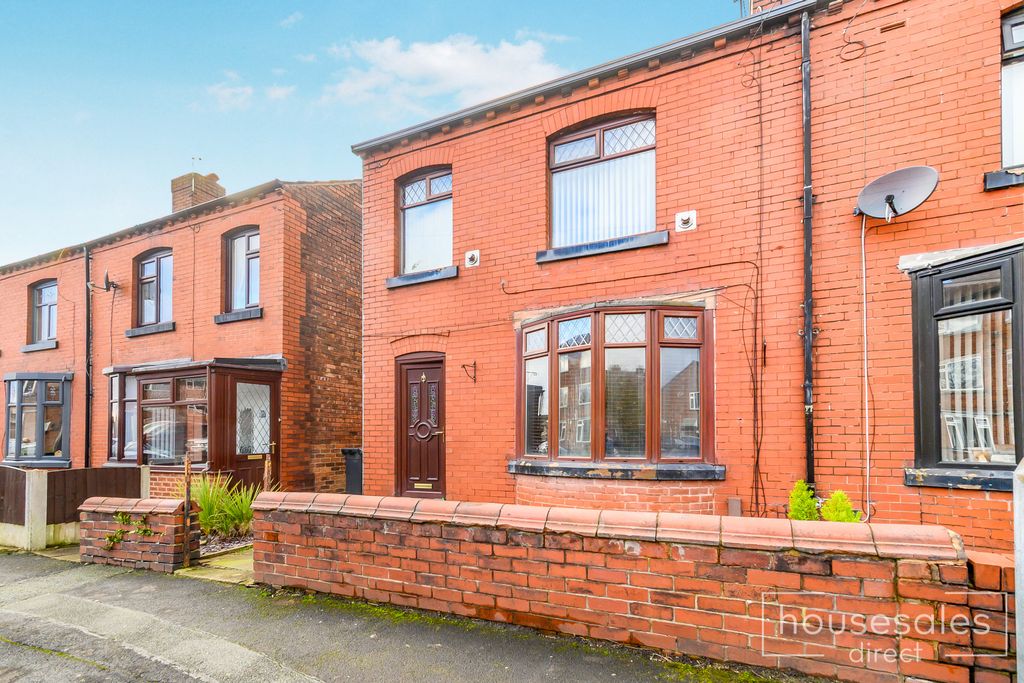 Property photo 1 of 12