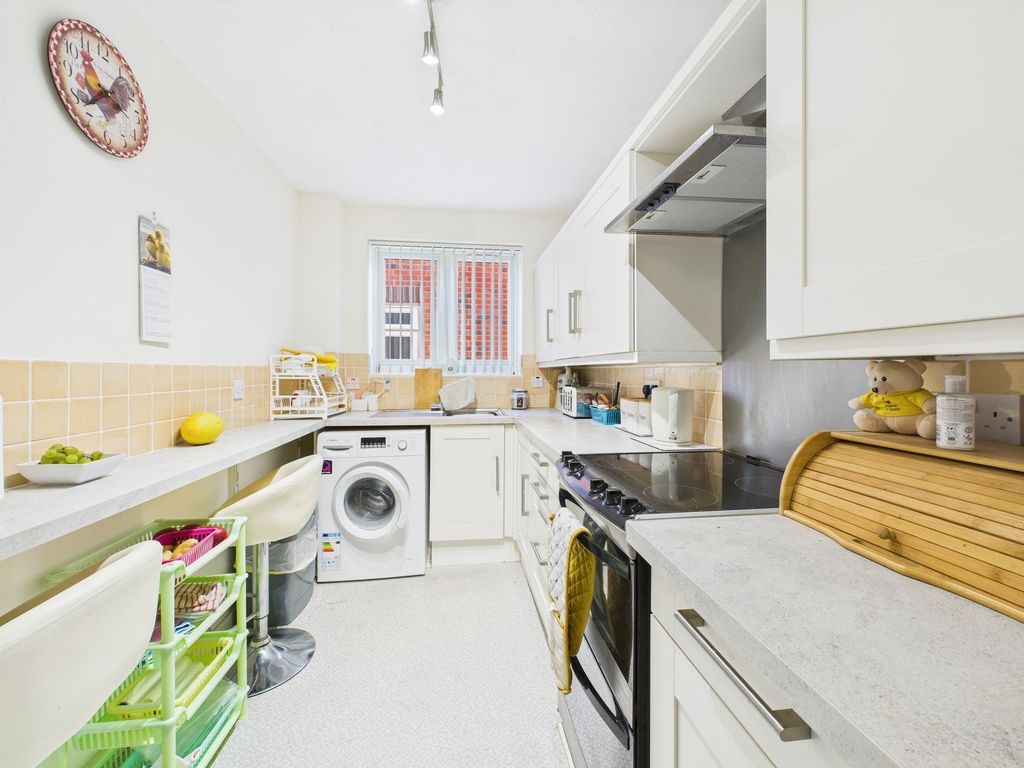 Property photo 2 of 9