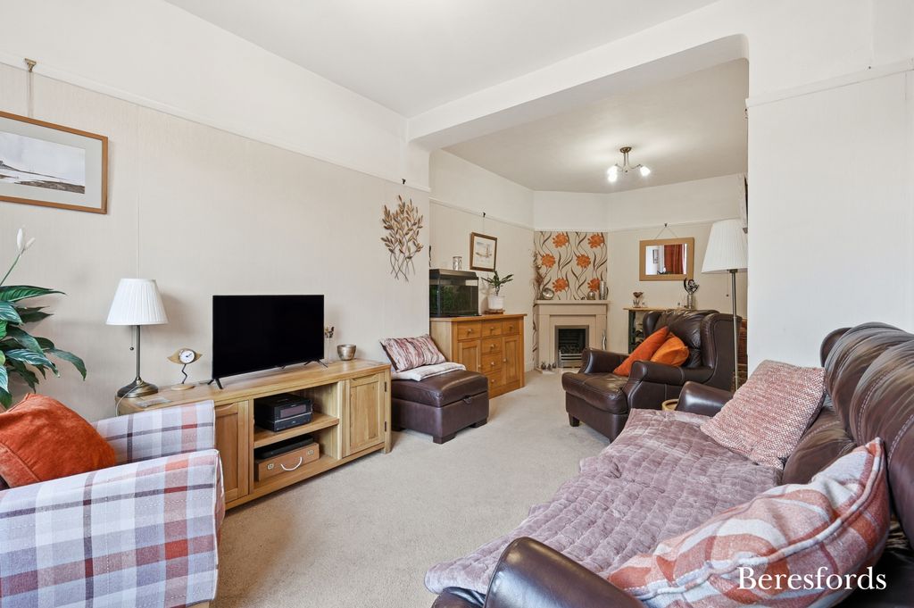 Property photo 3 of 33 Picture No. 22