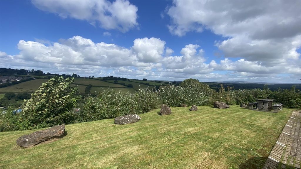 Property photo 2 of 8 Img_5704.Jpg