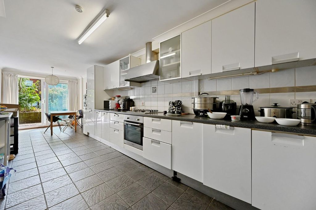 Property photo 2 of 16 15.Jpg