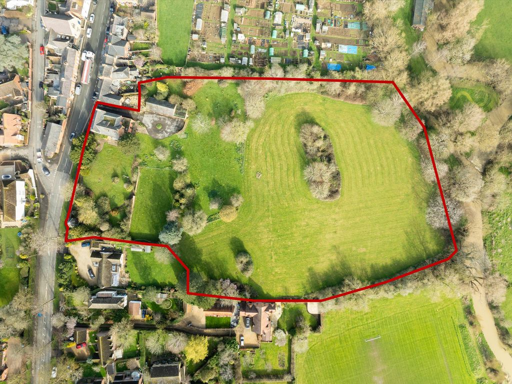 Property photo 2 of 21 Image