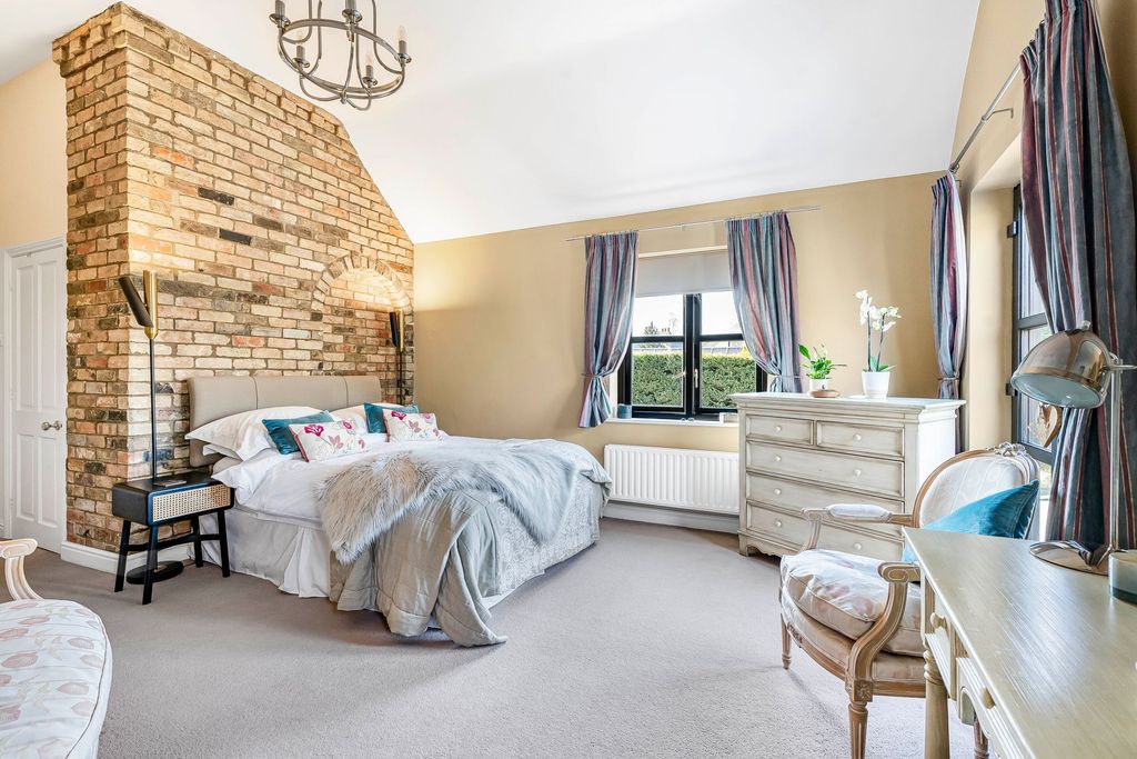 Additional image 18 of 6 bed detached house for salePrickwillow Road, Ely CB7