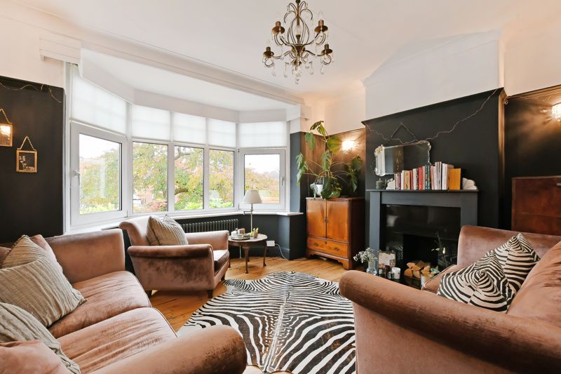 Property photo 1 of 24 Living Room